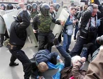 Чем ближе к выборам, тем журналистов все больше бьют и запугивают</a>