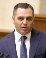 У Авакова объявили в розыск Портнова