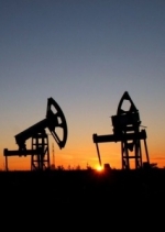 Нефть дешевеет из-за роста запасов в США