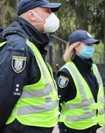 Полиция Киева усиливает патрули возле кладбищ (фото)
