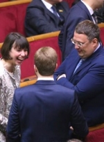 Перед уходом Гройсман поднял зарплату депутатам (документ)