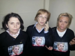 Голых и босых женщин-депутатов выгнали от Тимошенко