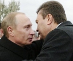 ЯНУКОВИЧ ЛЕГ ПОД ПУТИНА!!! (+ ФОТО)
