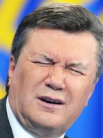 Янукович ушел на больничный