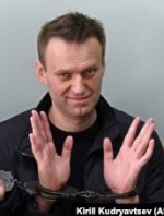 Навальный прекращает голодовку