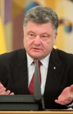 Порошенко обеспокоен ситуацией на Донбассе
