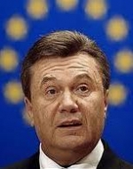 Янукович считает верным решение отложить ассоциацию с ЕС