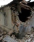 Боевики ОРЛО обстреляли дома в Попасной (фото)