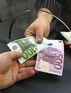 НБУ отменил ограничения на выдачу валюты