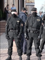 В Беларуси продолжаются массовые обыски и задержания активистов