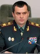 Суд арестовал имущество и счета Захарченко