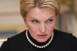 Богатырева клянется, что ее сын не имеет отношения к проблемным вакцин