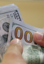 Украина получила миллиард долларов под гарантии США
