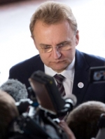 Кличко заявил, что готов взять Садового на поруки