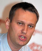 Навальный заявляет о фальсификациях и призывает выйти на митинг