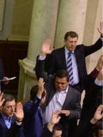 Нардепы бросились отзывать свои голоса за "диктаторские законы"