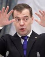 Путин оставил Медведева на посту премьера