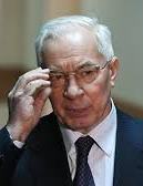 Азаров не смог восстановить себе пенсию через суд