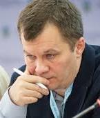 В Минэкономики хотят повышать зарплаты на 2 тысячи в год