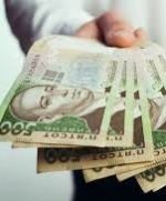 Украинцы должны уплатить налоги до 26 апреля