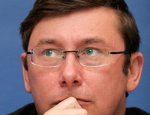 Перед возвращением в Украину Луценко встретится с Меркель