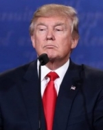 Трамп пригрозил президенту Ирана из-за заявления о санкциях