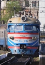 Укрзализныця назначила 14 “праздничных” поездов