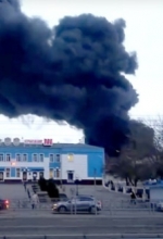 В России горит завод, где производят баллистические ракеты (фото, видео)