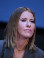 Собчак высказалась за новые санкции, а с дебатов ушла в слезах