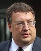 Геращенко: следствие рассматривает две версии убийства Окуевой
