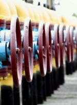 Украина начала закачивать газ в ПХГ еще до окончания отопительного сезона