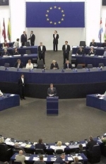 Европарламент раскритиковал Украину за нереформированную судебную систему и олигархов
