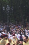 На Владимирской горке в Киеве на молебен собралось более 5 тысяч верующих (фото)