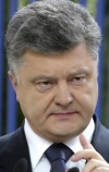 Порошенко откажется от изменений в Конституцию в случае ввода военного или чрезвычайного положения