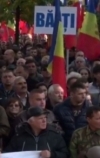 В столице Молдовы тысячи людей вышли на акцию протеста (фото, видео)