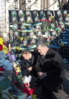 Порошенко и Туск почтили память Героев Небесной Сотни (фото)
