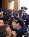 Полтавчане взяли штурмом городской совет (фото, видео)