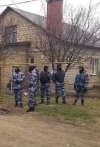 В Крыму ФСБ одновременно проводит минимум 25 обысков (видео)