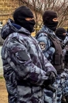 В ходе обысков в Крыму российские силовики задержали не менее 10 человек