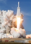 SpaceX запустит ракету с 60 спутников для раздачи интернета (фото)