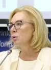 Денисова заявляет, что долг за больничные превысил 1 миллиард