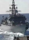 Российский корабль на опасное расстояние приблизился к эсминцу США (видео)