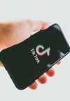 В США могут запретить TikTok — госсекретарь Помпео