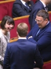 Перед уходом Гройсман поднял зарплату депутатам (документ)