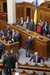 ВР до сих пор не открыла своего заседания, в парламенте происходят совещания депутатов