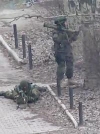 В центре Макеевки боевики устроили "спецоперацию" с танками и снайперами