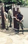МВД проводит спецоперацию под Мариуполем (фото)