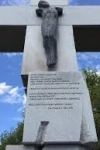 Порошенко в Варшаве посетил памятник жертвам Волынской трагедии (фото)
