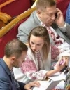 Депутатов просят прийти в четверг в Раду в вышиванках