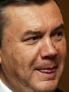 У Лаврова не могут объяснить, почему Янукович противозаконно находится в РФ
